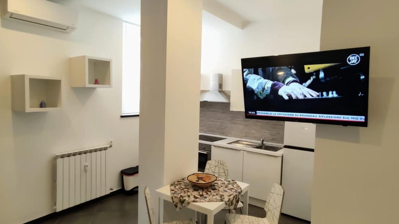 Karina, To The Beach With Terrace And Private Parking Savone Extérieur photo